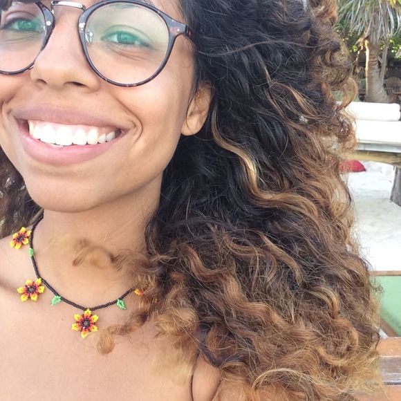 Meet your Posher, Alba - Picture 1 of 1